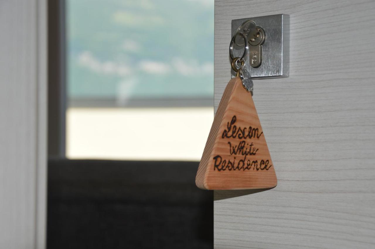 White Suite - Jacuzzi, Swimming Pool & Lake View Lezzeno Exteriör bild